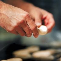 Herstellung von Brötchen in der Bäckerei Kiesling